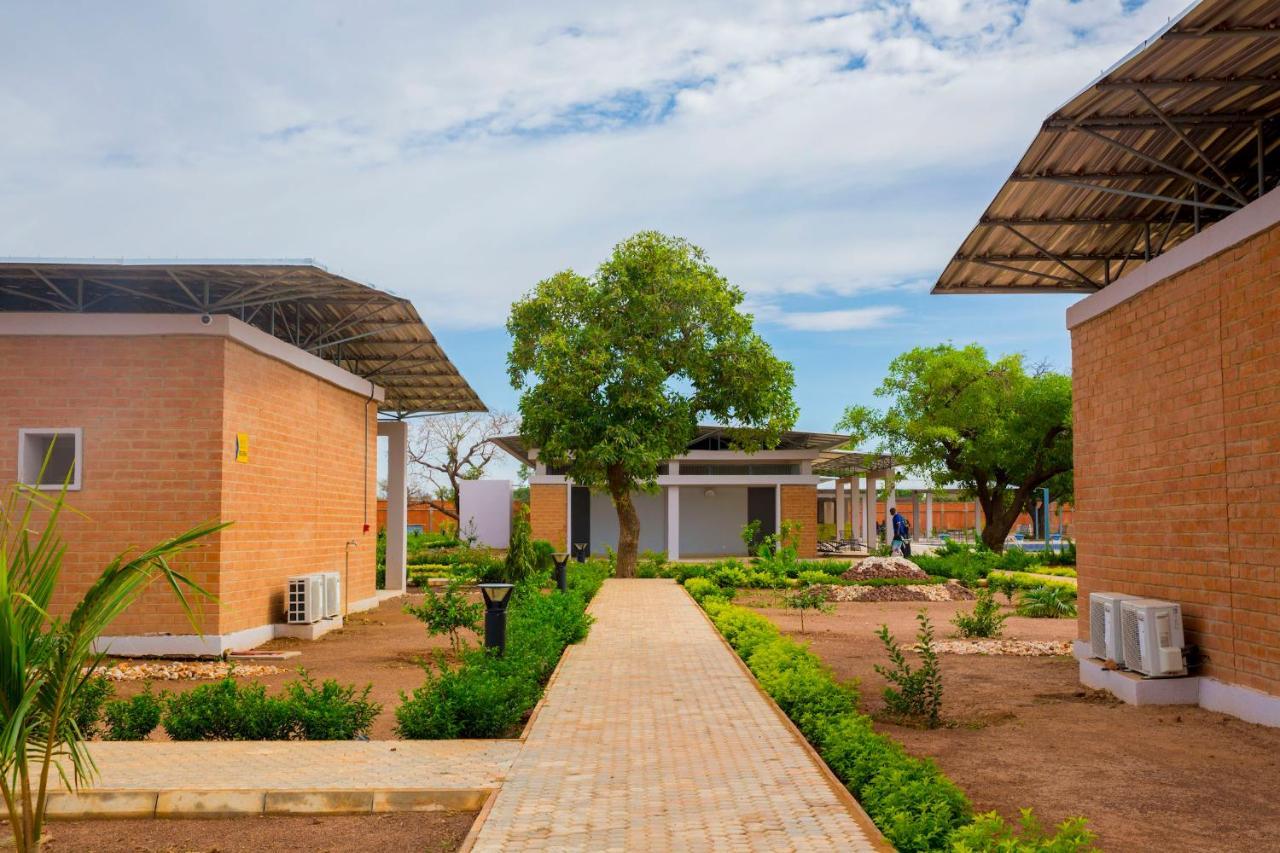 Dunia Hotel Ouagadougou Loumbila المظهر الخارجي الصورة