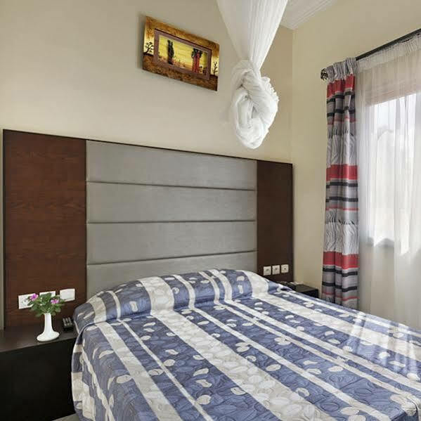 Dunia Hotel Ouagadougou Loumbila المظهر الخارجي الصورة