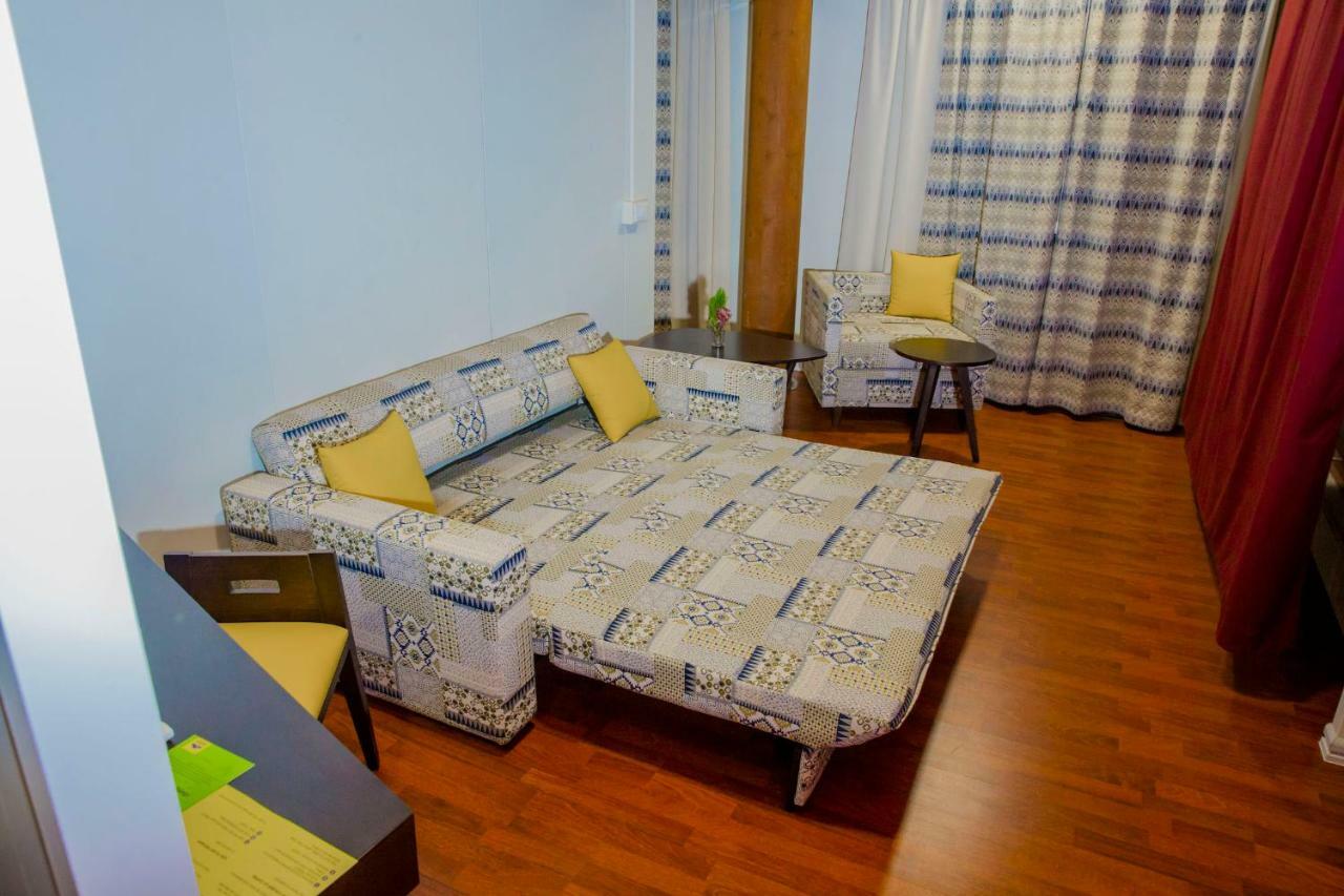 Dunia Hotel Ouagadougou Loumbila المظهر الخارجي الصورة