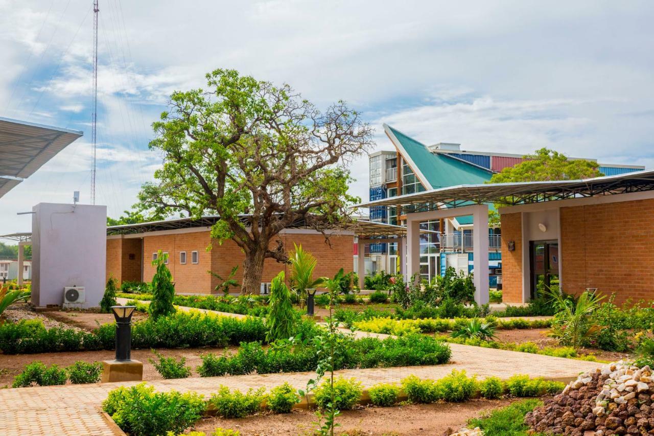 Dunia Hotel Ouagadougou Loumbila المظهر الخارجي الصورة